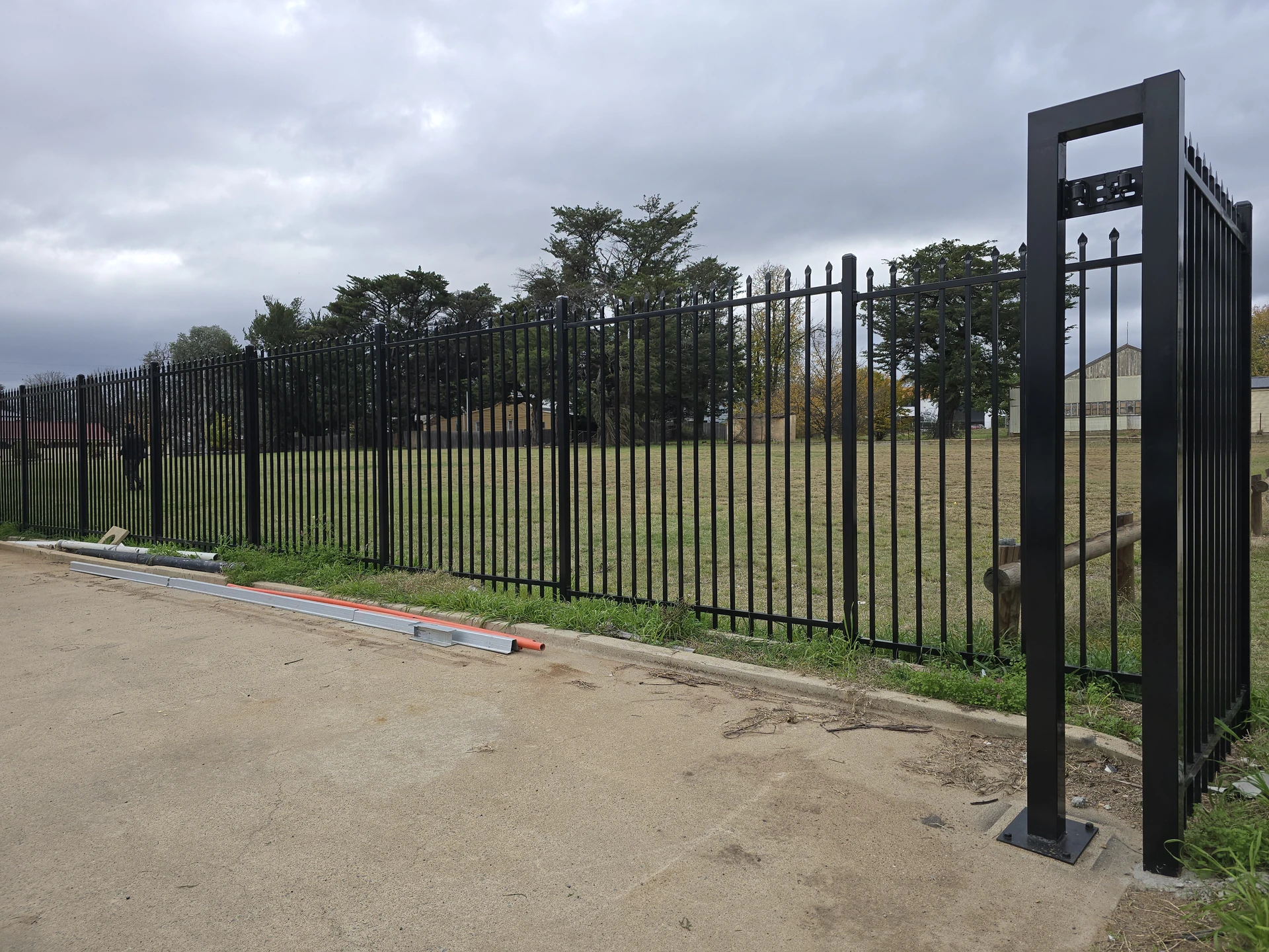 Warehouse fence Upgrade Commercial project in Queanbeyan NSW
