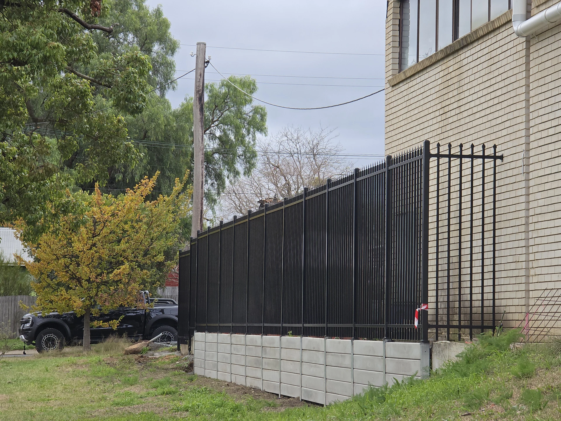 Warehouse fence Upgrade Commercial project in Queanbeyan NSW