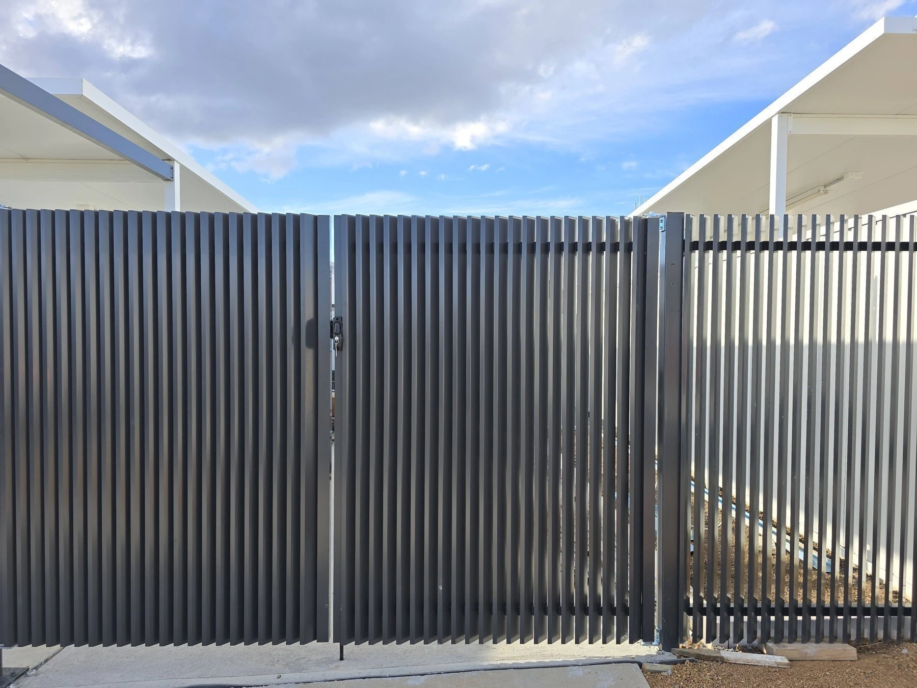 Aluminium louvre privacy screen and gate range for Canberra projects