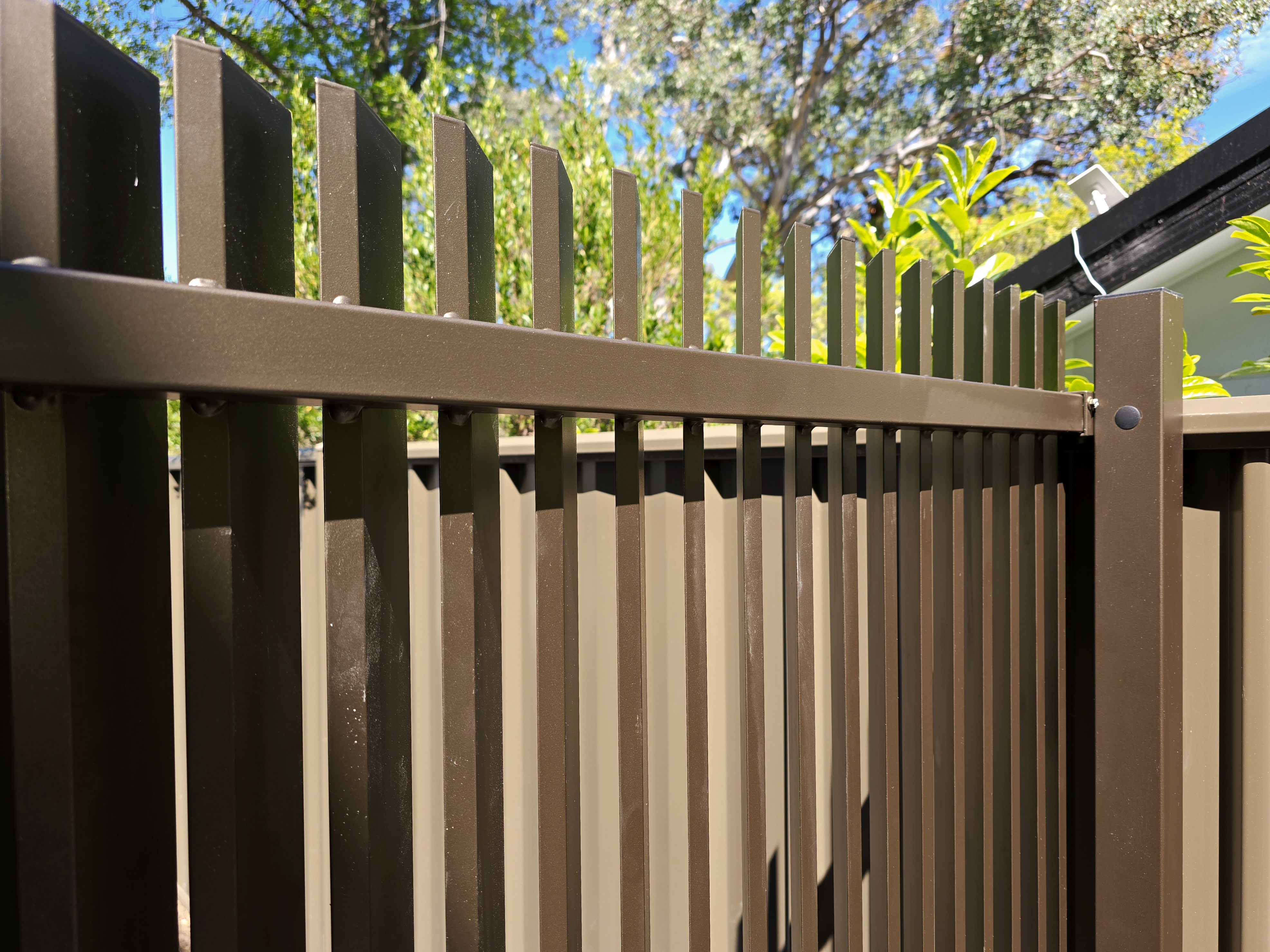 Residential Louvre Bronze Gate Canberra project record in Deakin ACT