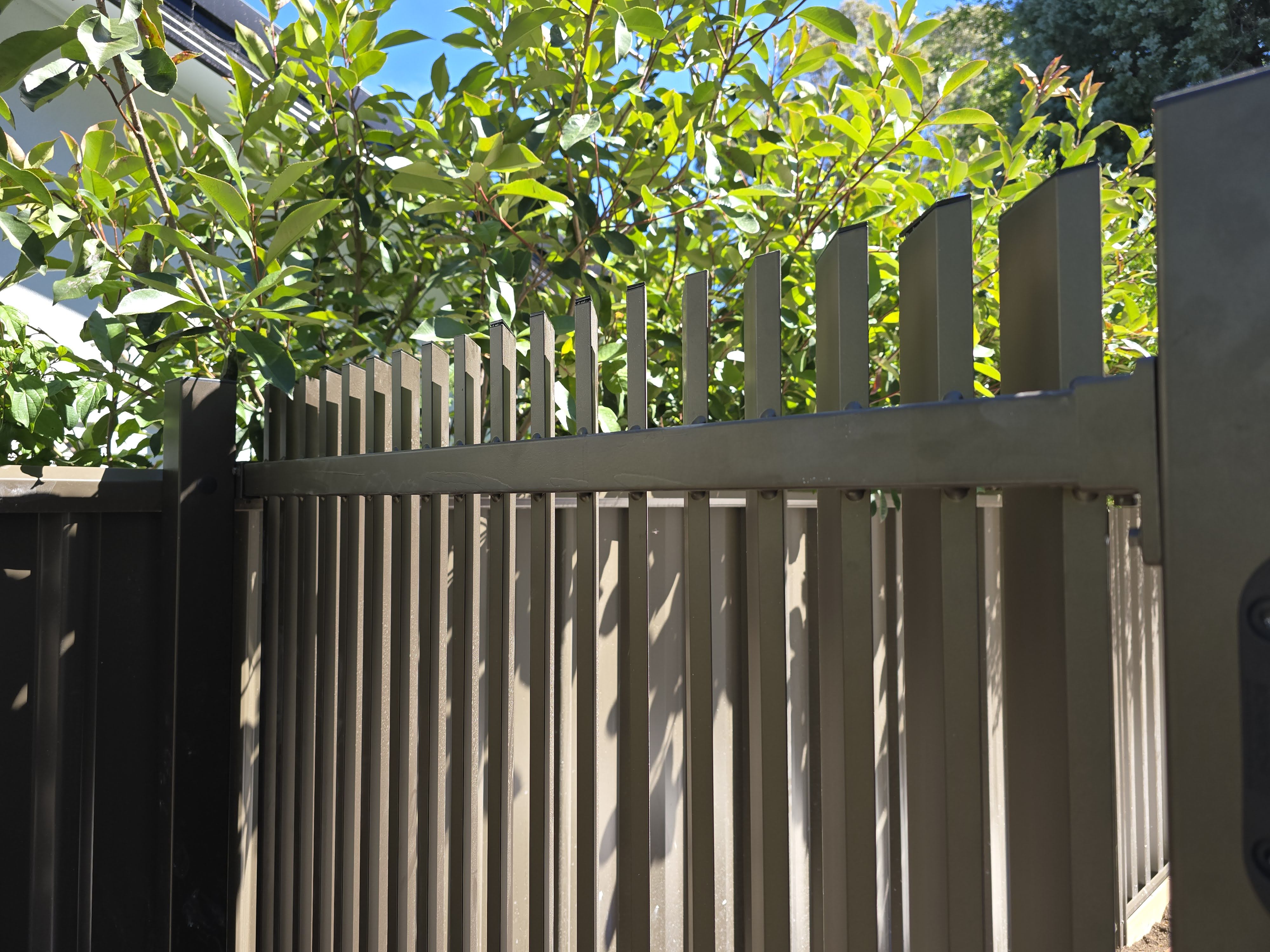 Residential Louvre Bronze Gate Canberra project record in Deakin ACT