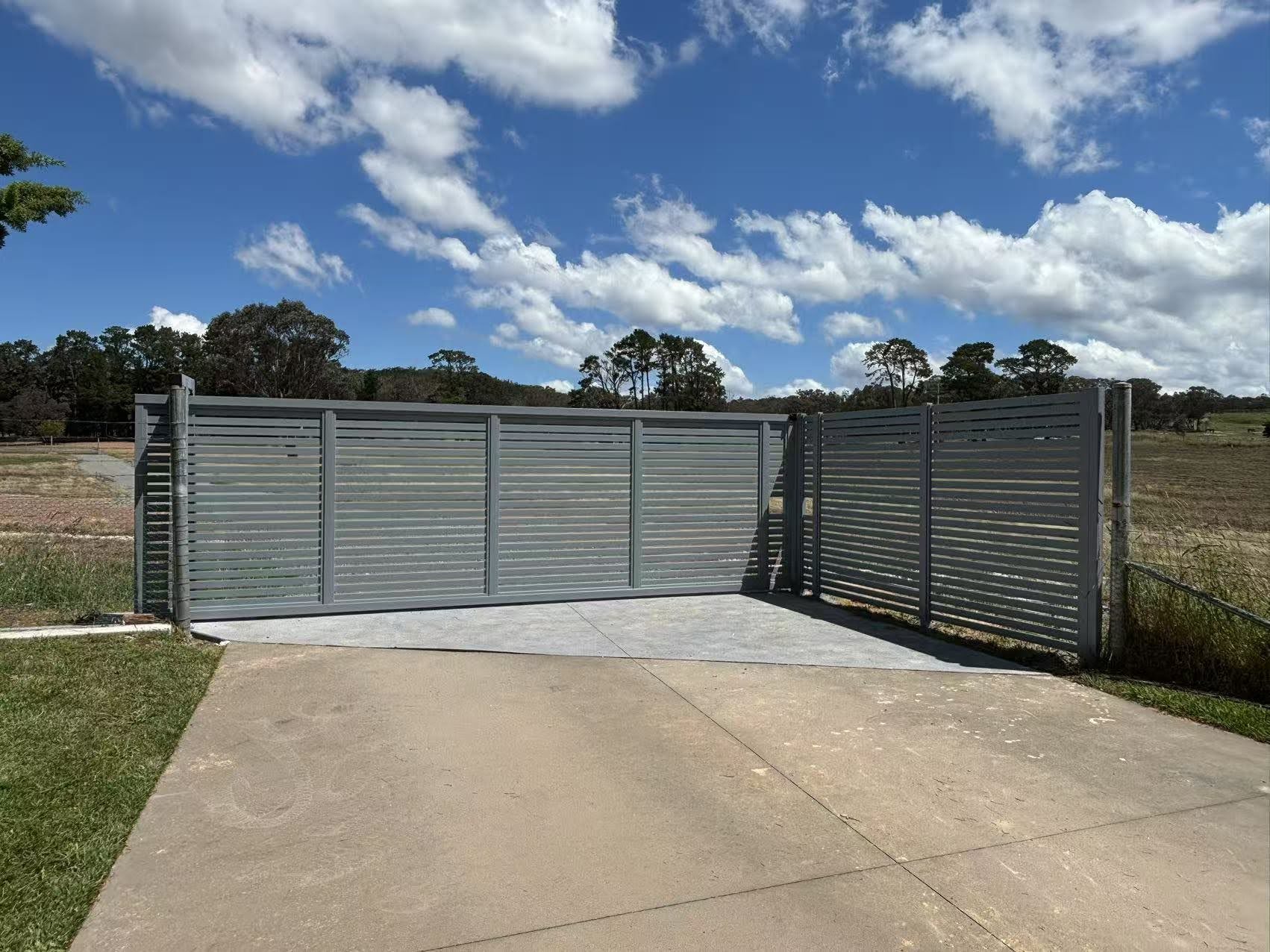 Canberra residential fencing and gate project collection