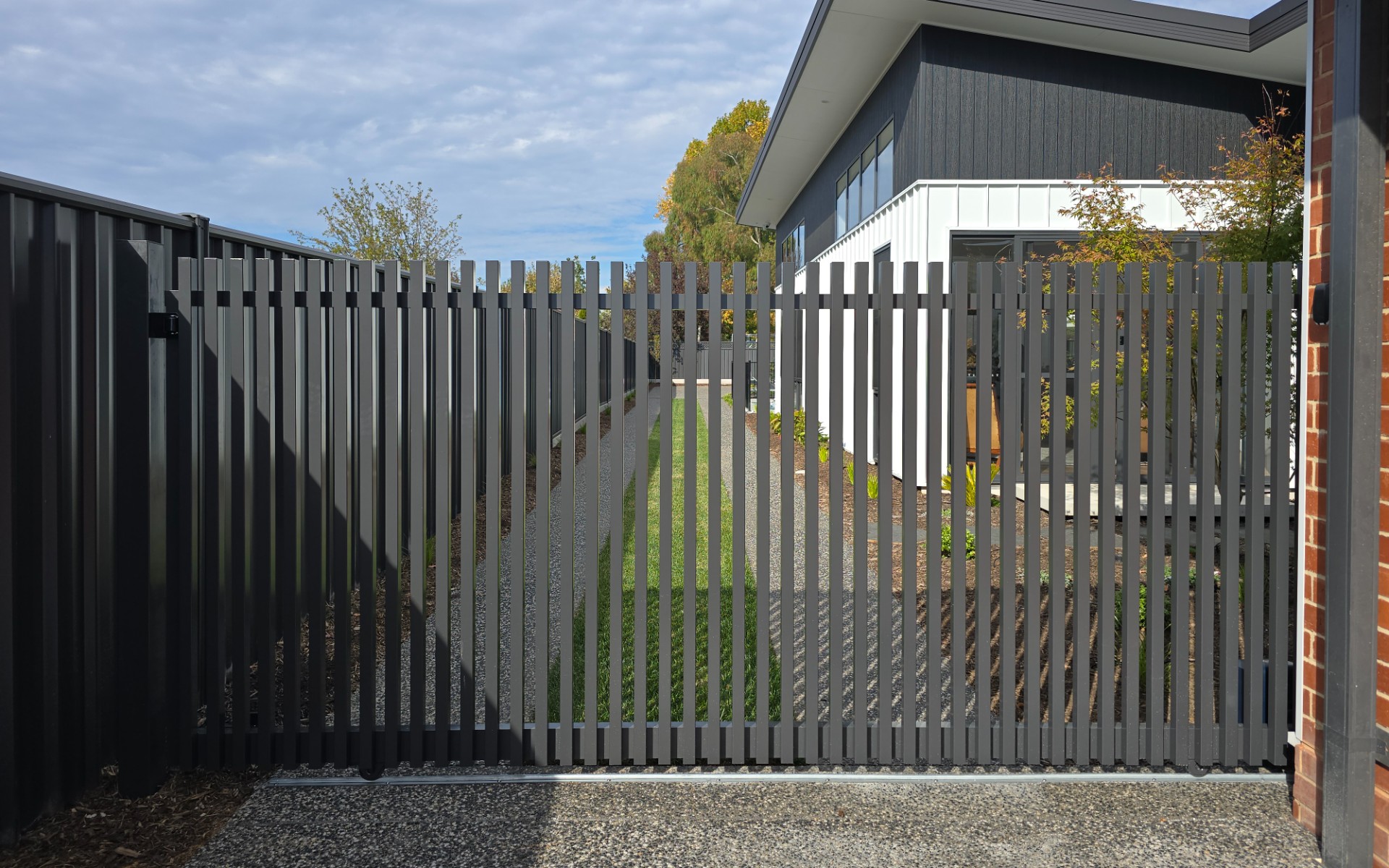 Residential Sliding Gate Canberra project record in Yarralumla NSW