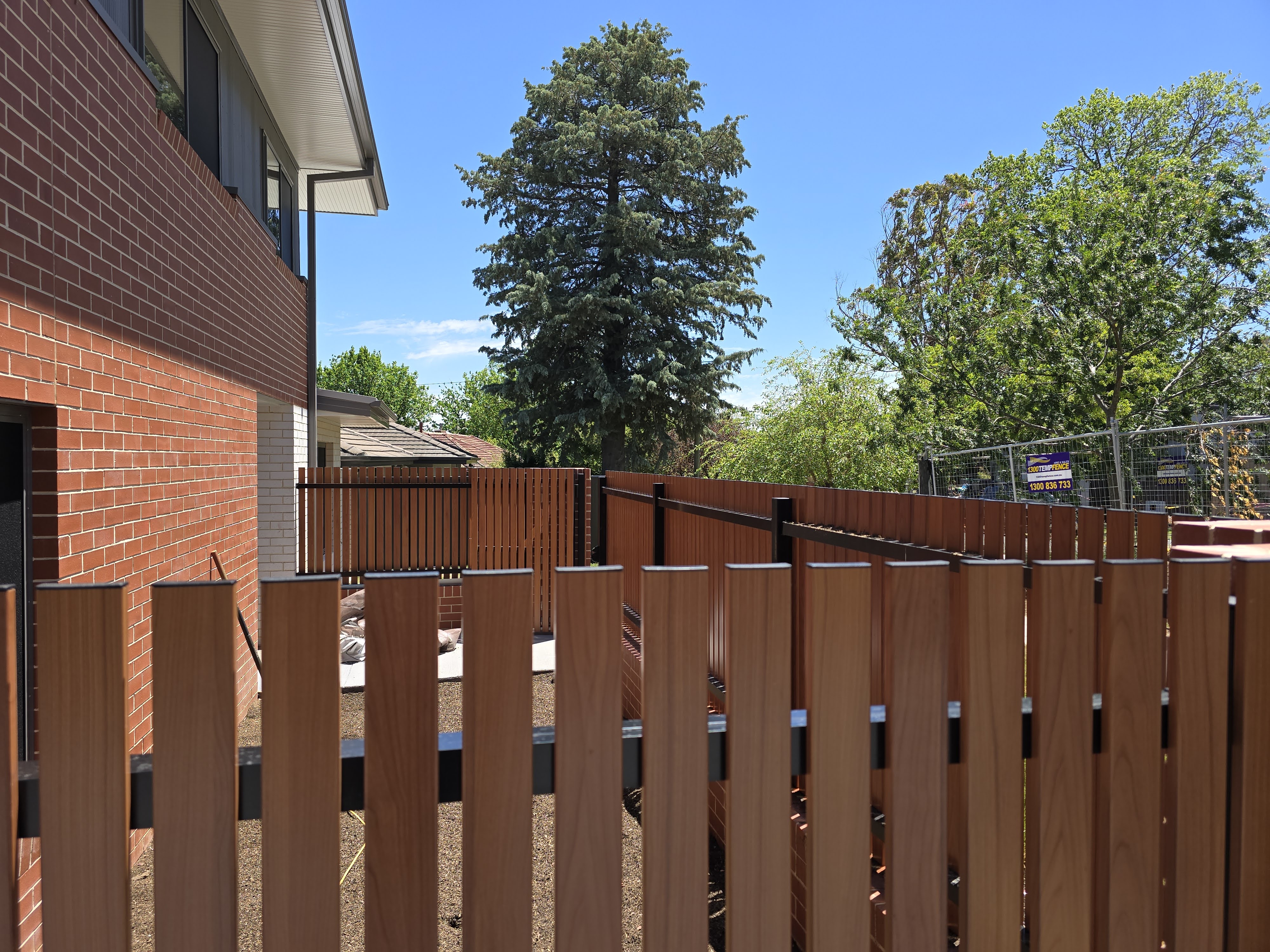 Residential Timber Look Slat Canberra project record in Deakin ACT