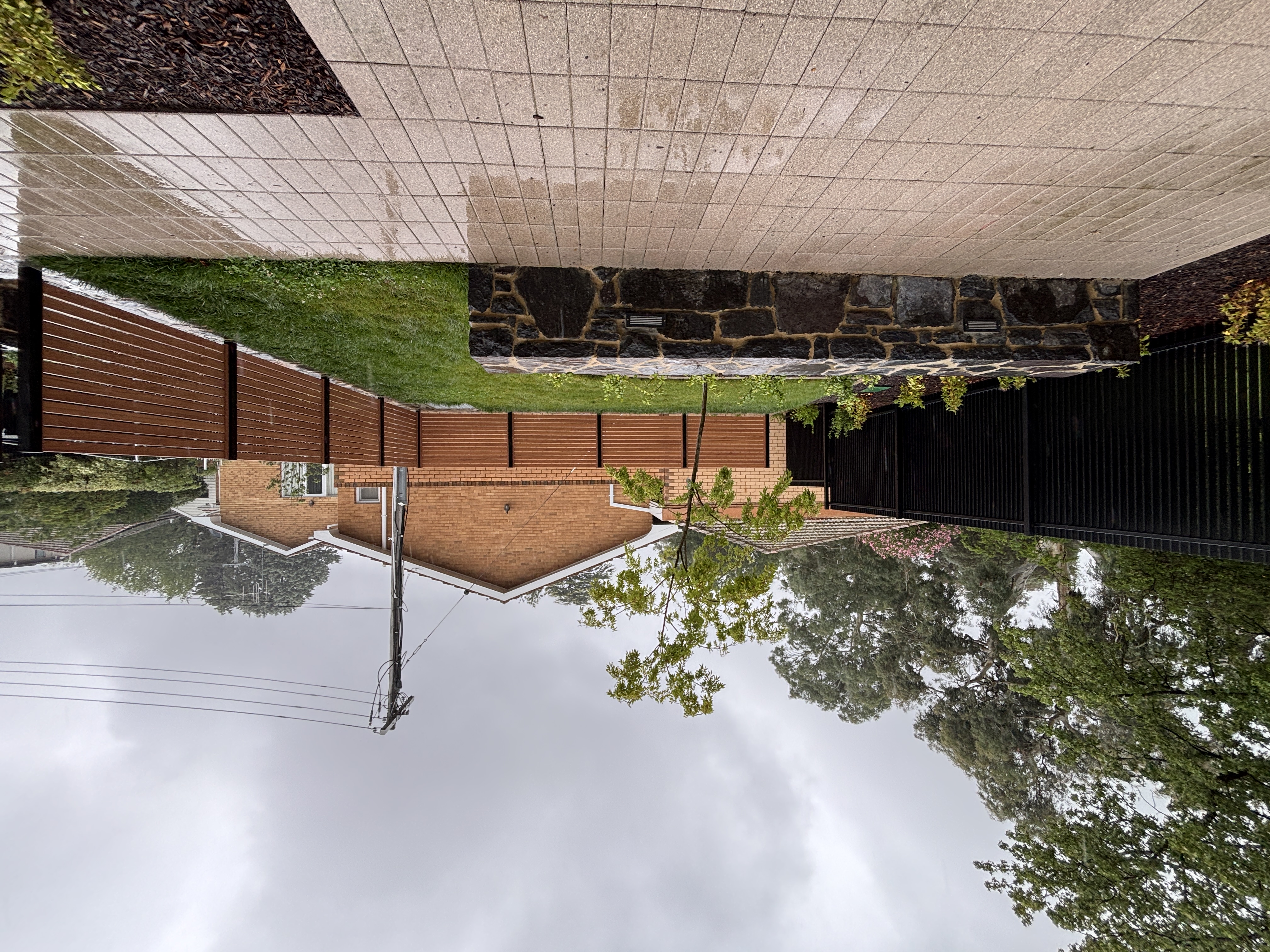 Residential Timber Look Slat Canberra project record in Deakin ACT