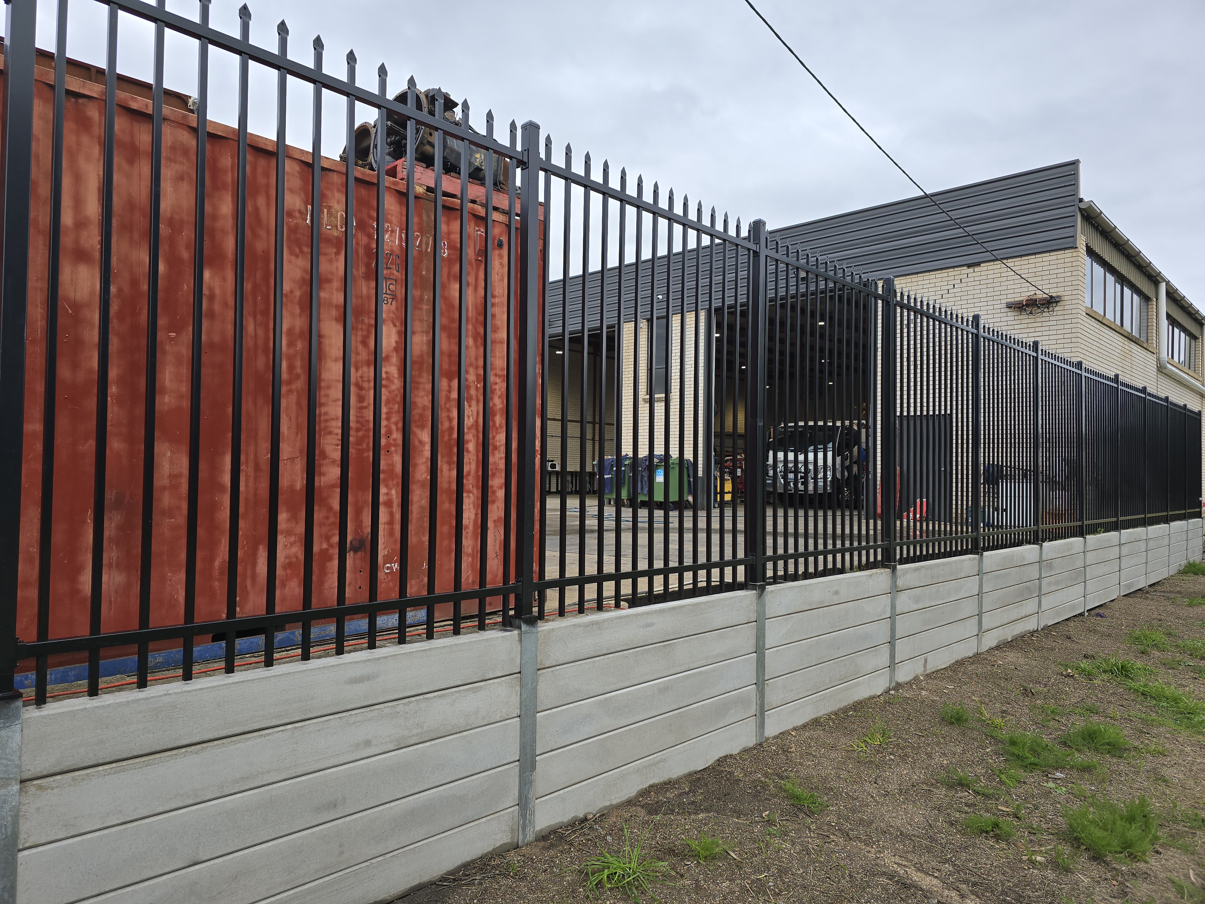 Warehouse fence Upgrade Commercial project in Queanbeyan NSW, photo 2